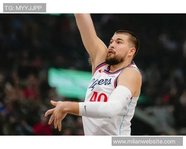 祖巴茨单场狂揽33分18篮板创快船队史近20年新纪录 祖巴茨单场狂揽33分18篮板创快船队史近20年新纪录