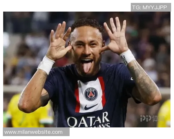 在巴黎时内马尔邀你夜店狂欢吗西蒙斯回应称那时我仅17岁