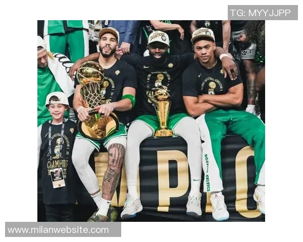 杰伦布朗称赞SGA实力超群但对其造犯规方式表示不满