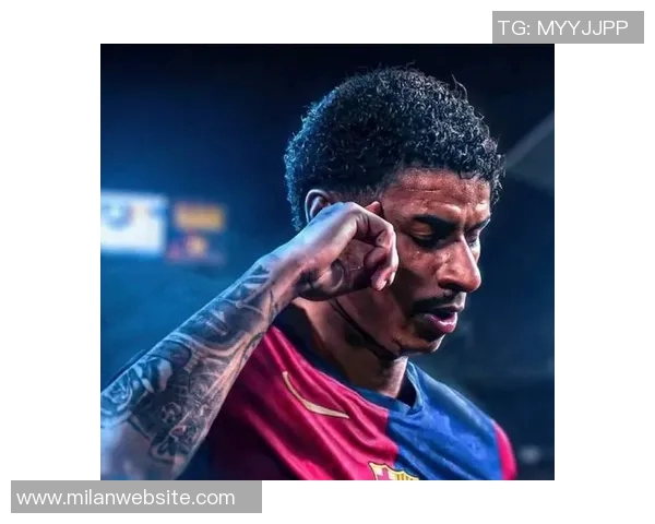 拉什福德面临续约抉择巴萨欲买断需降薪至1400万以下